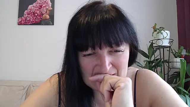 Snapshot of Women-pleasures chatting on September 19, 2025, 6:28 am Women-pleasures online show from September 19, 2025, 6:28 am