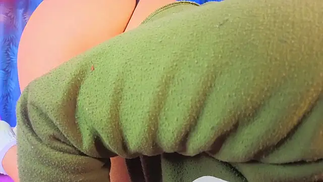 Cleo luna online show from February 18, 2026, 3:48 am