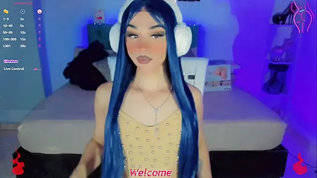 Snapshot of Baby_Aliz chatting on November 4, 2025, 1:42 am Baby Aliz online show from November 4, 2025, 1:42 am