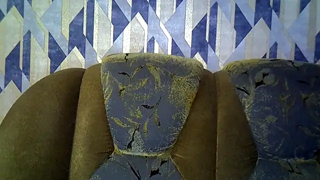 Snapshot of AnitaWillias chatting on November 15, 2025, 1:09 am AnitaWillias online show from November 15, 2025, 1:09 am