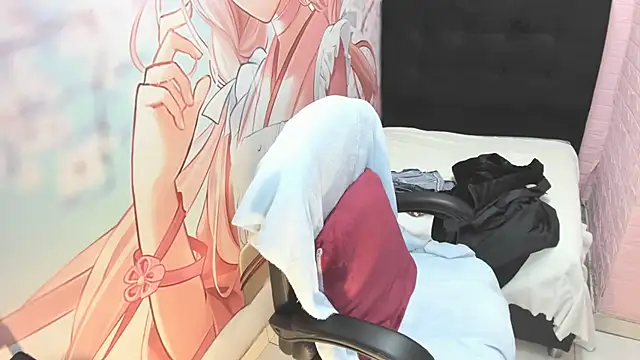 AllysonMilf69 online show from March 10, 2026, 2:54 pm