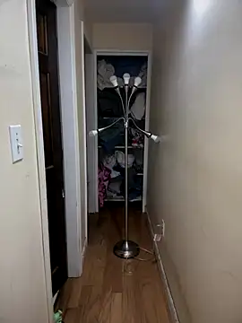 Snapshot of DaddySnowXX chatting on December 17, 2025, 7:02 am DaddySnowXX online show from December 17, 2025, 7:02 am