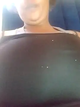 NippleMilkXx online show from February 6, 2026, 9:38 am