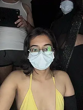 Snapshot of HotIndianCouple__8 chatting on November 2, 2025, 6:35 pm HotIndianCouple  8 online show from November 2, 2025, 6:35 pm