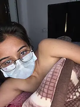 Snapshot of HotIndianCouple__8 chatting on January 4, 2025, 9:20 pm HotIndianCouple  8 online show from January 4, 2025, 9:20 pm