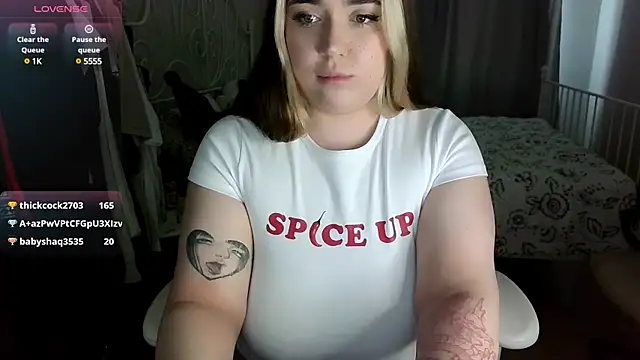 Snapshot of Roxy_Sakura chatting on February 23, 2025, 5:50 pm Roxy Sakura online show from February 23, 2025, 5:50 pm