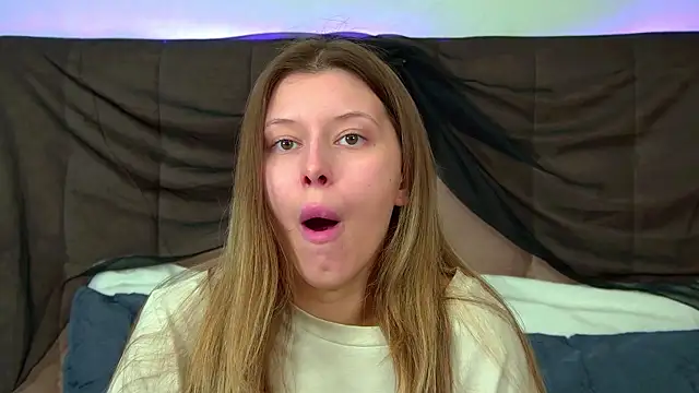 LiliaBianka online show from October 24, 2025, 7:40 am