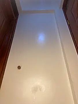 Reecekay online show from October 25, 2025, 1:23 pm