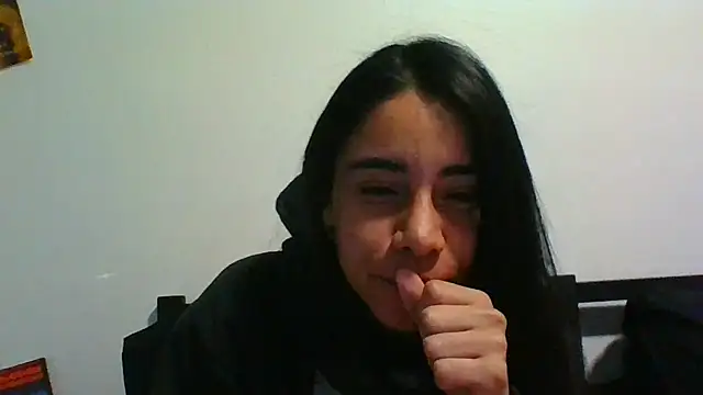 catrinasexy19 online show from December 4, 2024, 7:06 pm