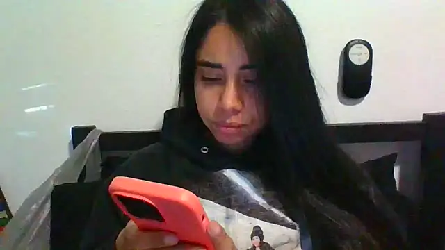 catrinasexy19 online show from December 2, 2024, 7:33 pm