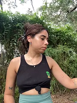 catrinasexy19 online show from September 20, 2025, 7:41 pm