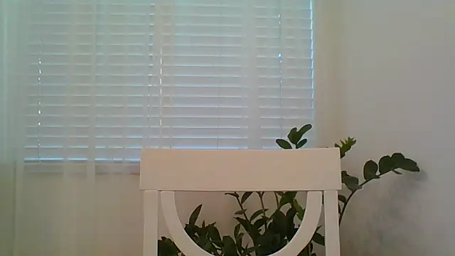 catrinasexy19 online show from December 13, 2024, 9:30 pm