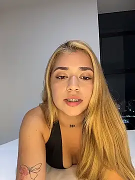 JoselinFlower  online show from April 5, 2026, 12:50 am