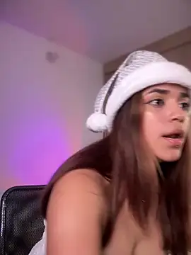 Snapshot of JoselinFlower_ chatting on December 18, 2024, 7:15 am JoselinFlower online show from December 18, 2024, 7:15 am