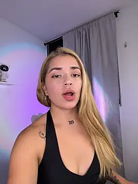 JoselinFlower  online show from April 14, 2026, 12:59 am