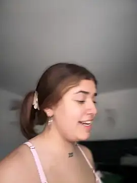 Snapshot of JoselinFlower_ chatting on December 29, 2024, 6:49 pm JoselinFlower online show from December 29, 2024, 6:49 pm