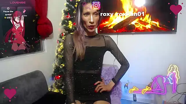 Snapshot of roxy_roxxan chatting on December 1, 2025, 6:47 am roxy roxxan online show from December 1, 2025, 6:47 am