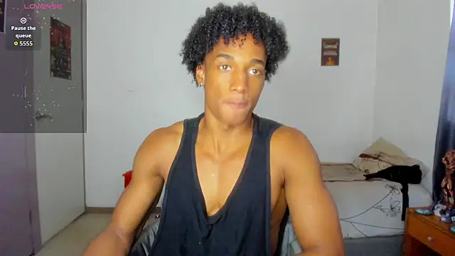 Snapshot of Malkongarcia chatting on October 21, 2025, 11:37 pm Malkongarcia online show from October 21, 2025, 11:37 pm