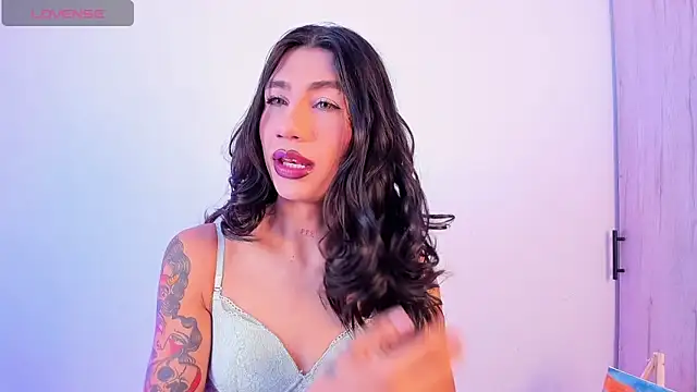 Snapshot of sofiaa_grey_ chatting on November 20, 2025, 11:33 am sofiaa grey online show from November 20, 2025, 11:33 am