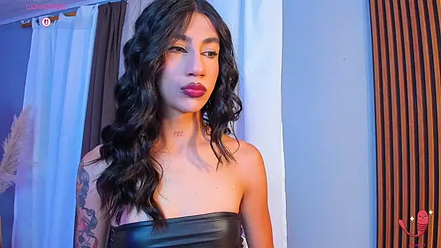 Snapshot of sofiaa_grey_ chatting on November 4, 2025, 1:04 pm sofiaa grey online show from November 4, 2025, 1:04 pm