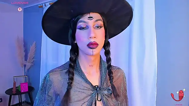 Snapshot of sofiaa_grey_ chatting on October 31, 2025, 1:41 pm sofiaa grey online show from October 31, 2025, 1:41 pm