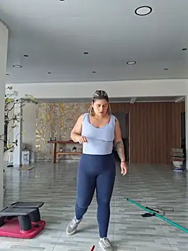 Juliietha servas online show from April 1, 2026, 5:21 pm