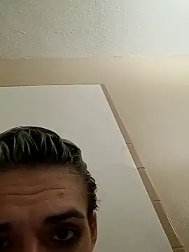 kylierae3133 online show from November 23, 2025, 2:43 am