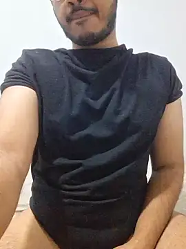 Snapshot of alesssterling chatting on December 19, 2025, 11:12 am alesssterling online show from December 19, 2025, 11:12 am