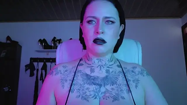 Snapshot of Olivia_seex chatting on November 21, 2025, 1:43 pm Olivia seex online show from November 21, 2025, 1:43 pm