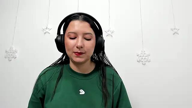 cami-01 online show from December 21, 2025, 2:30 pm