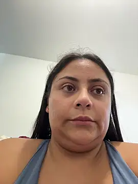 Snapshot of Sol_biglips chatting on February 7, 2026, 5:21 pm Sol biglips online show from February 7, 2026, 5:21 pm