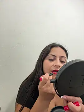 Snapshot of Sol_biglips chatting on March 3, 2026, 3:30 pm Sol biglips online show from March 3, 2026, 3:30 pm