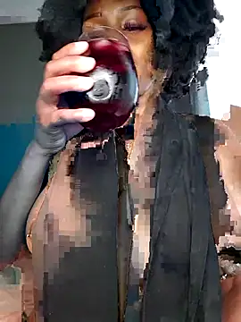 playgirlmc online show from February 8, 2026, 4:05 pm