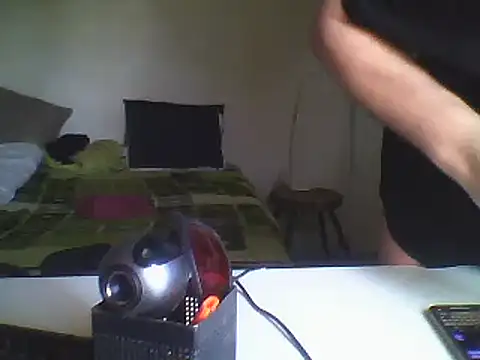 oopsxx online show from February 18, 2025, 8:16 am