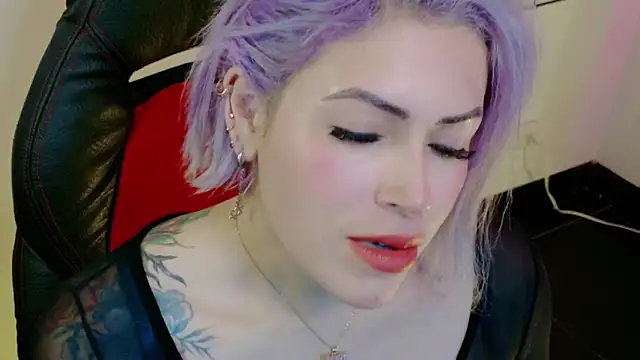 Natalia Montoya online show from February 6, 2026, 11:45 pm