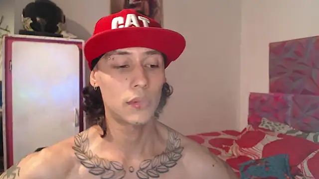 Snapshot of bix_couples chatting on December 17, 2025, 6:13 pm bix couples online show from December 17, 2025, 6:13 pm