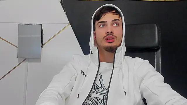 BrandonTate online show from April 1, 2026, 2:03 pm