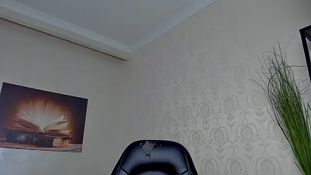 Snapshot of BrandonTate chatting on March 17, 2025, 4:22 pm BrandonTate online show from March 17, 2025, 4:22 pm