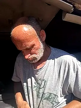 Snapshot of FloppyPickle4u chatting on March 18, 2025, 6:17 pm FloppyPickle4u online show from March 18, 2025, 6:17 pm