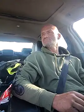 Snapshot of FloppyPickle4u chatting on March 3, 2025, 3:54 pm FloppyPickle4u online show from March 3, 2025, 3:54 pm