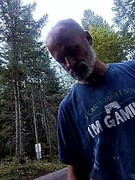 Snapshot of FloppyPickle4u chatting on September 16, 2025, 3:35 pm FloppyPickle4u online show from September 16, 2025, 3:35 pm