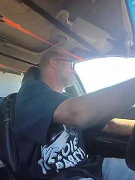 Snapshot of FloppyPickle4u chatting on February 8, 2026, 7:11 pm FloppyPickle4u online show from February 8, 2026, 7:11 pm