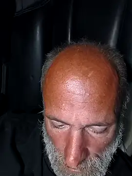 Snapshot of FloppyPickle4u chatting on February 18, 2026, 12:23 pm FloppyPickle4u online show from February 18, 2026, 12:23 pm