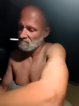 Snapshot of FloppyPickle4u chatting on February 10, 2026, 10:03 am FloppyPickle4u online show from February 10, 2026, 10:03 am