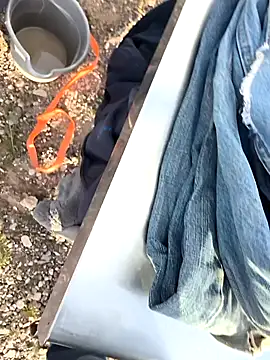 Snapshot of FloppyPickle4u chatting on February 18, 2026, 12:19 am FloppyPickle4u online show from February 18, 2026, 12:19 am