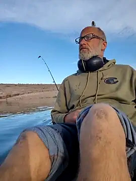 Snapshot of FloppyPickle4u chatting on February 13, 2026, 3:56 pm FloppyPickle4u online show from February 13, 2026, 3:56 pm