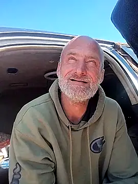 Snapshot of FloppyPickle4u chatting on March 15, 2025, 5:04 pm FloppyPickle4u online show from March 15, 2025, 5:04 pm