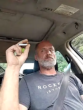 Snapshot of FloppyPickle4u chatting on September 14, 2025, 6:41 pm FloppyPickle4u online show from September 14, 2025, 6:41 pm