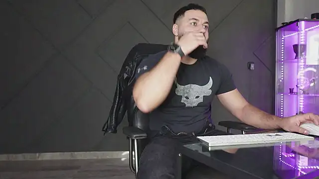 mattmasterss online show from February 20, 2026, 9:33 am