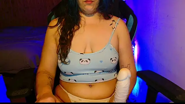 Snapshot of bratty_niagara chatting on December 3, 2025, 10:42 pm bratty niagara online show from December 3, 2025, 10:42 pm